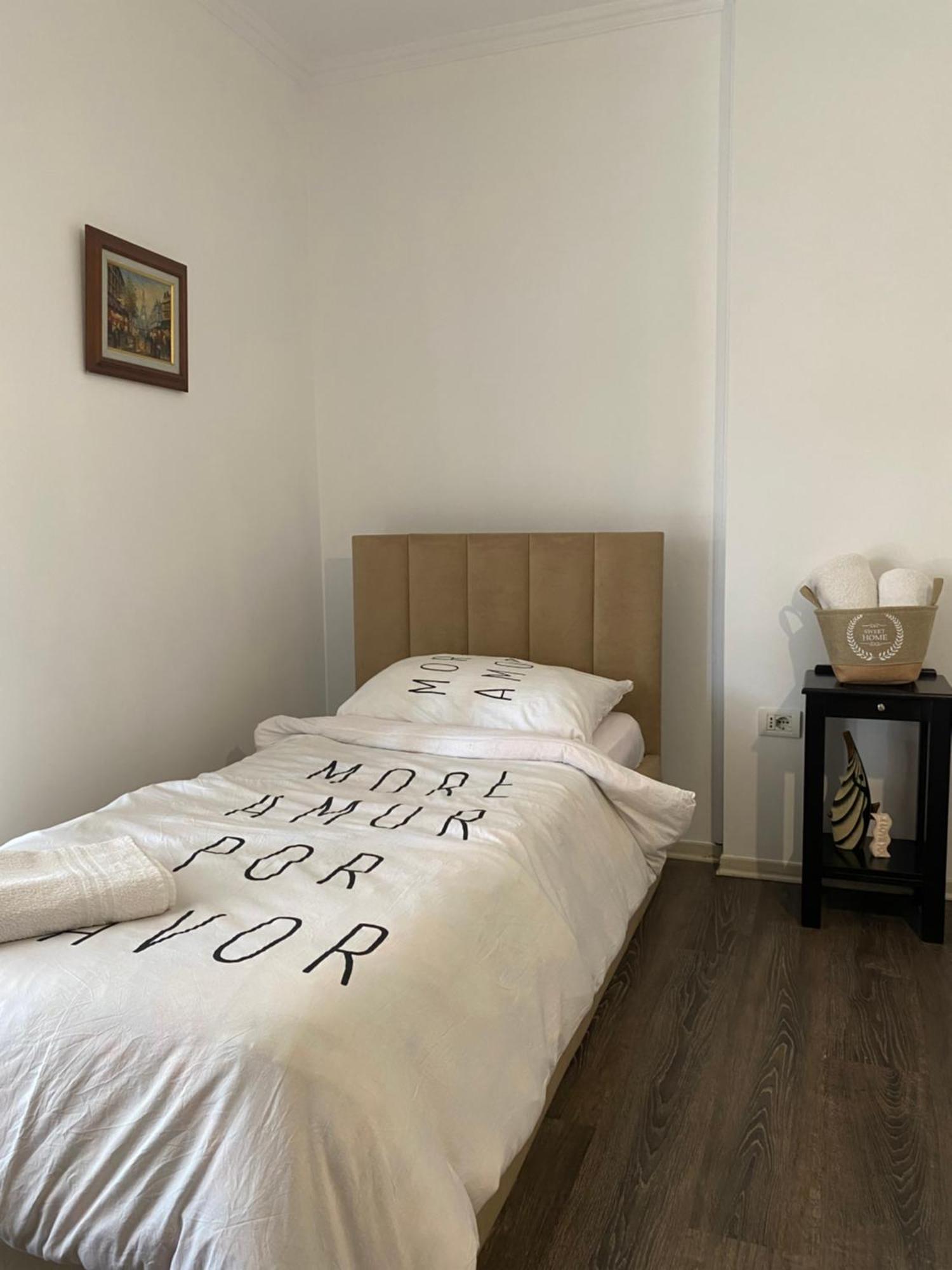 Main Apartment Tirana Eksteriør billede