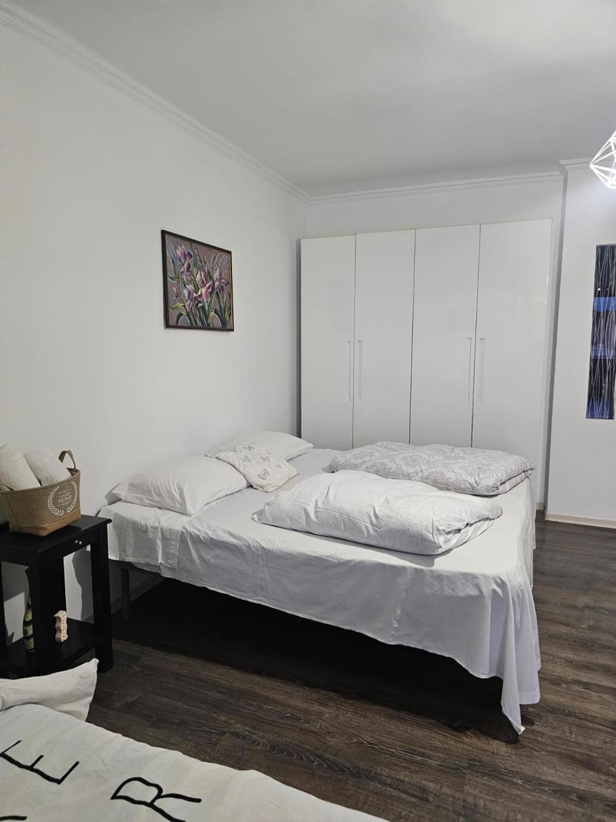 Main Apartment Tirana Eksteriør billede